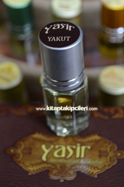 Yakut Kokusu Yasir Esans